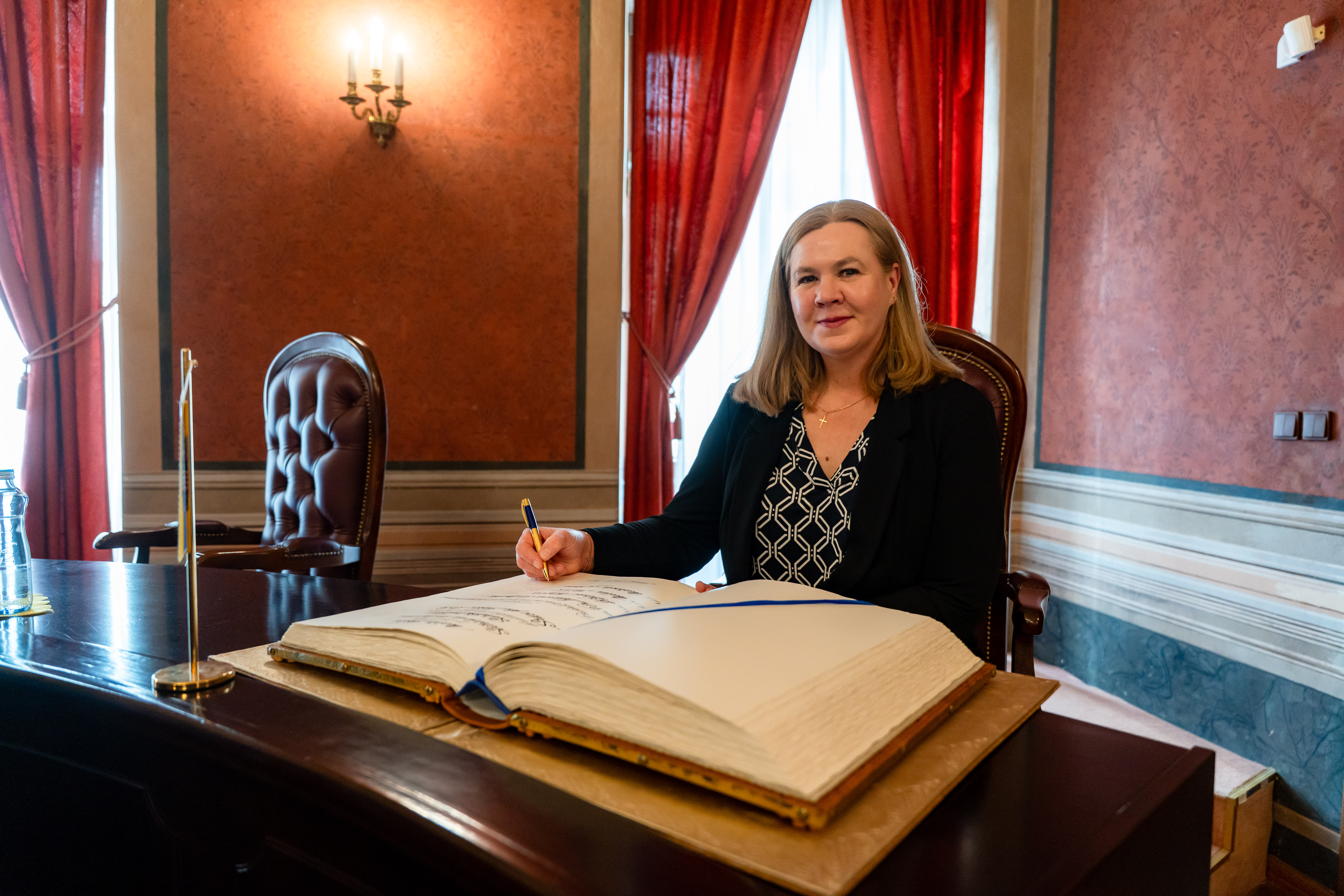 SLAVNOSTNY CEREMONIAL - Magistratu mesta Kosice socialnym pracovnikom Srdce pre Kosice-1-49